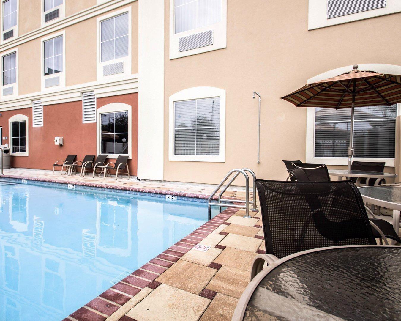 Comfort Inn & Suites Maingate South Davenport Exterior foto
